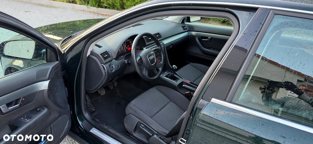 Audi A4 Limousine - 22