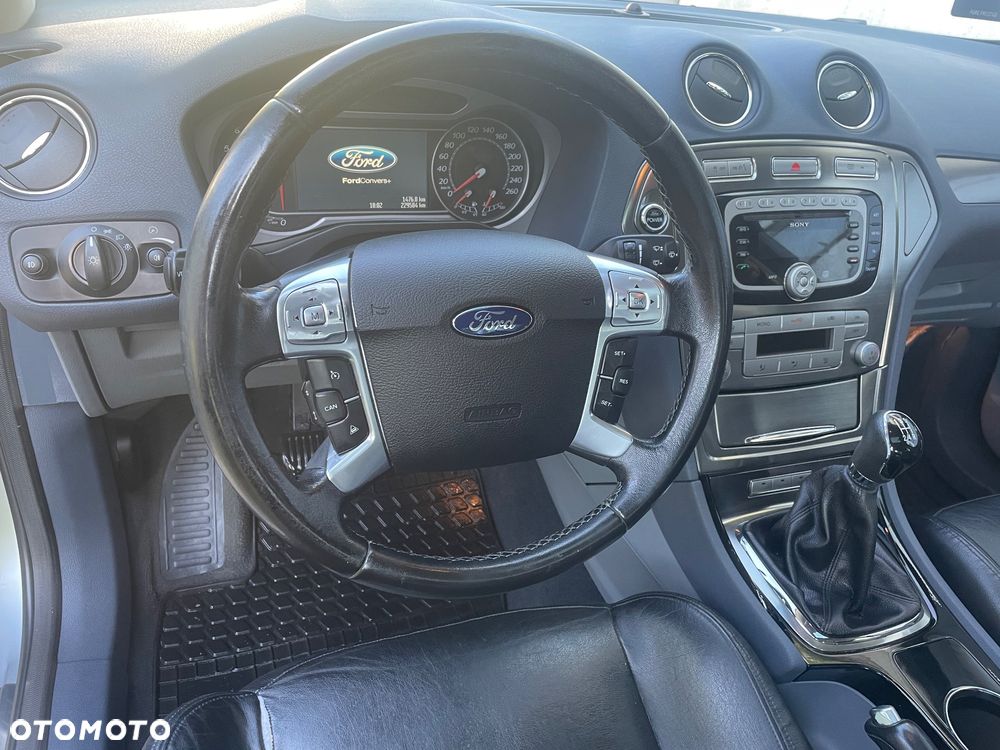 Ford Mondeo - 18