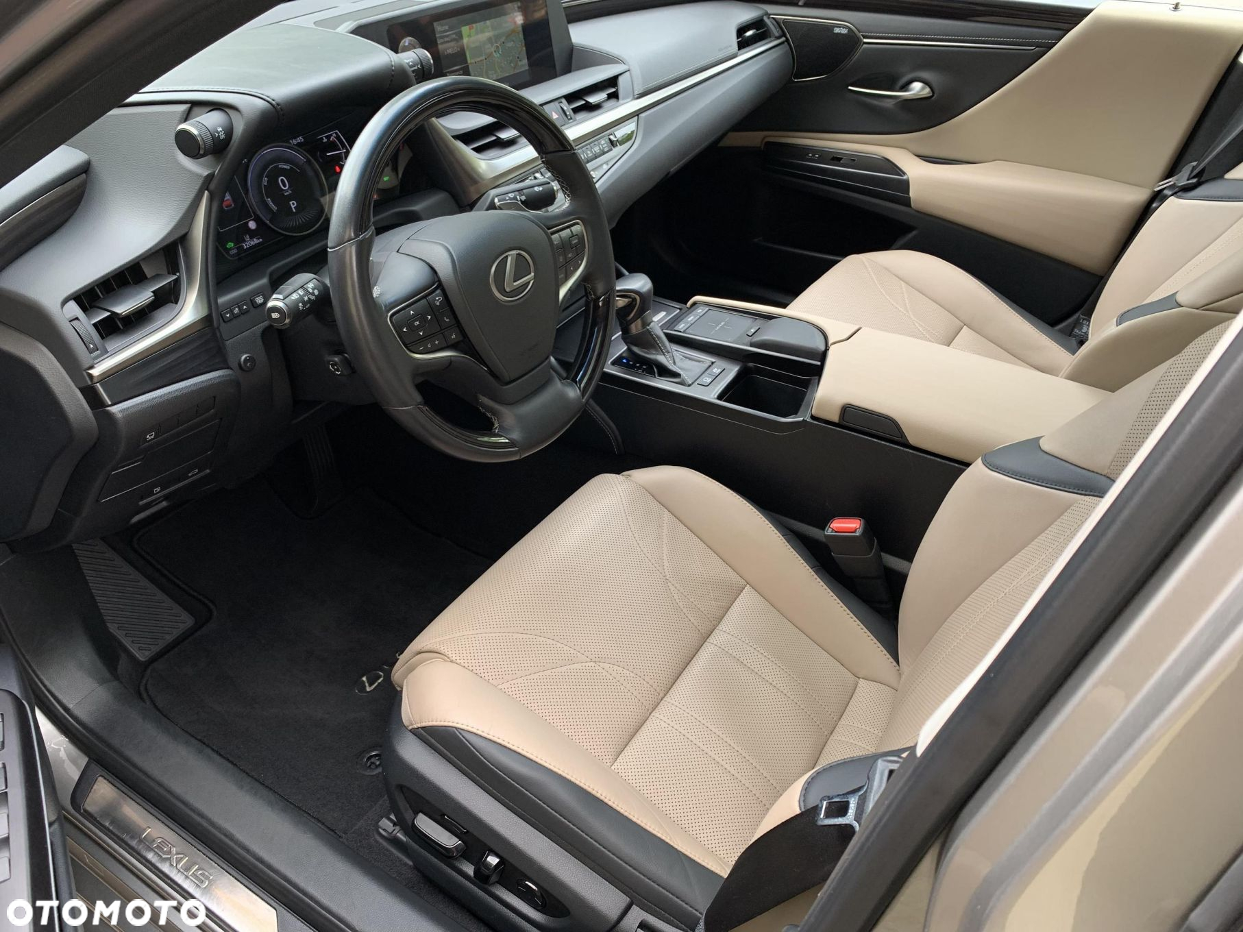 Lexus ES - 11