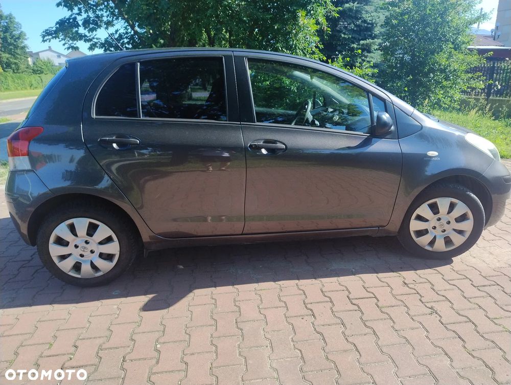 Toyota Yaris 1.0 Luna A/C - 4