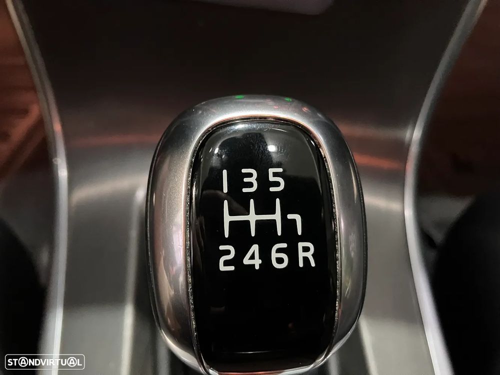 Volvo XC 60 2.0 D4 Summum - 43