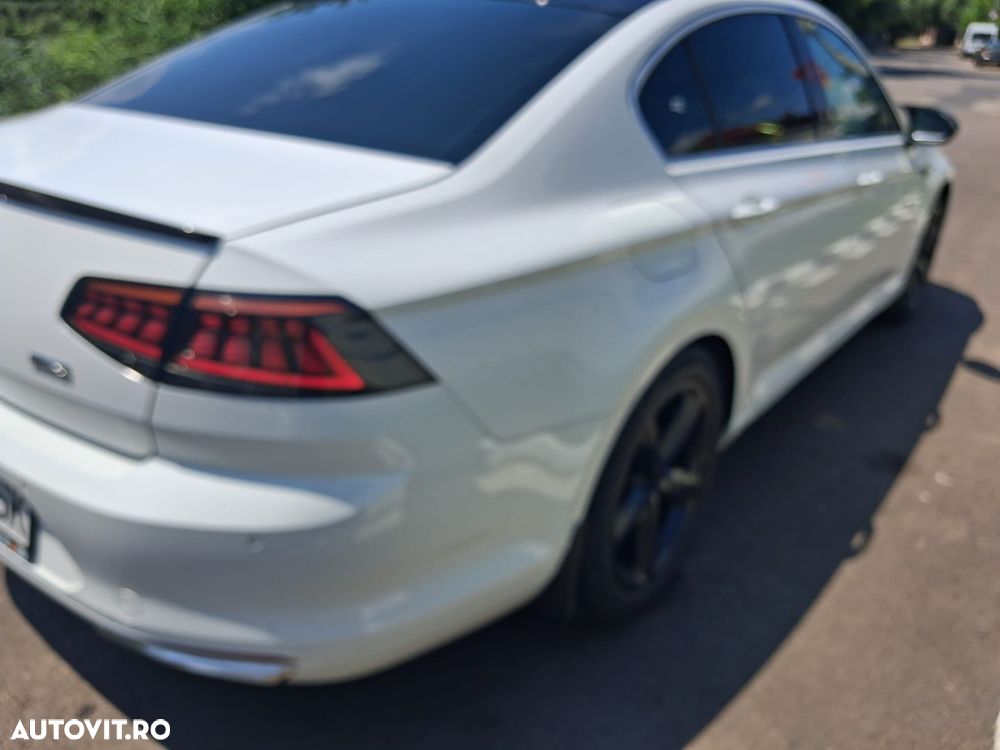 Volkswagen Passat 2.0 TDI DSG Highline - 3