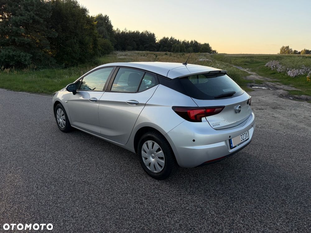 Opel Astra 1.6 CDTI Essentia - 6