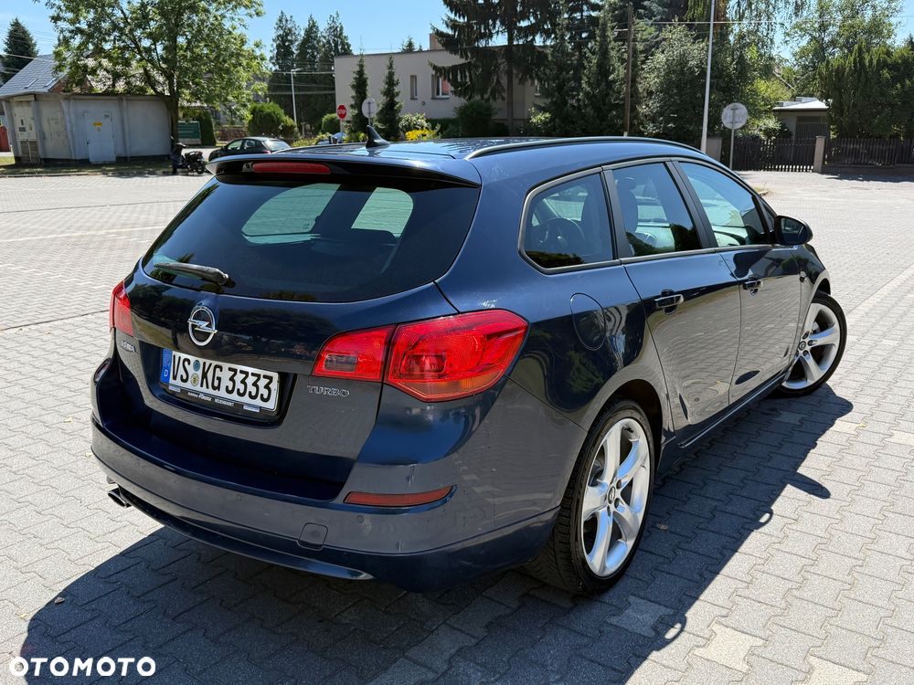 Opel Astra 1.6 Turbo Innovation - 3