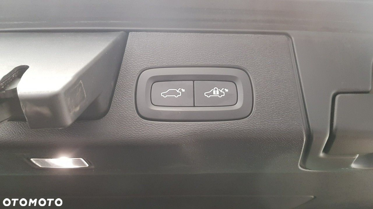 Volvo XC 60 - 24