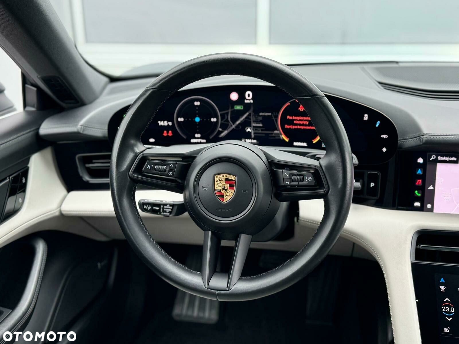 Porsche Taycan - 23