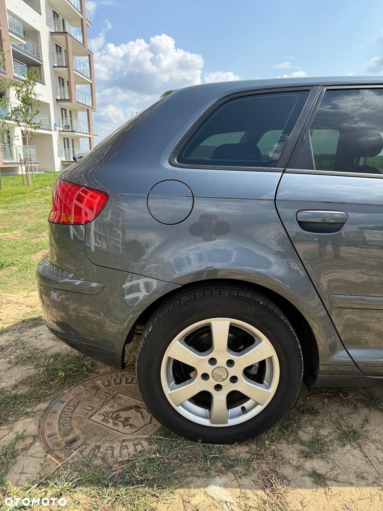 Audi A3 Sportback - 6