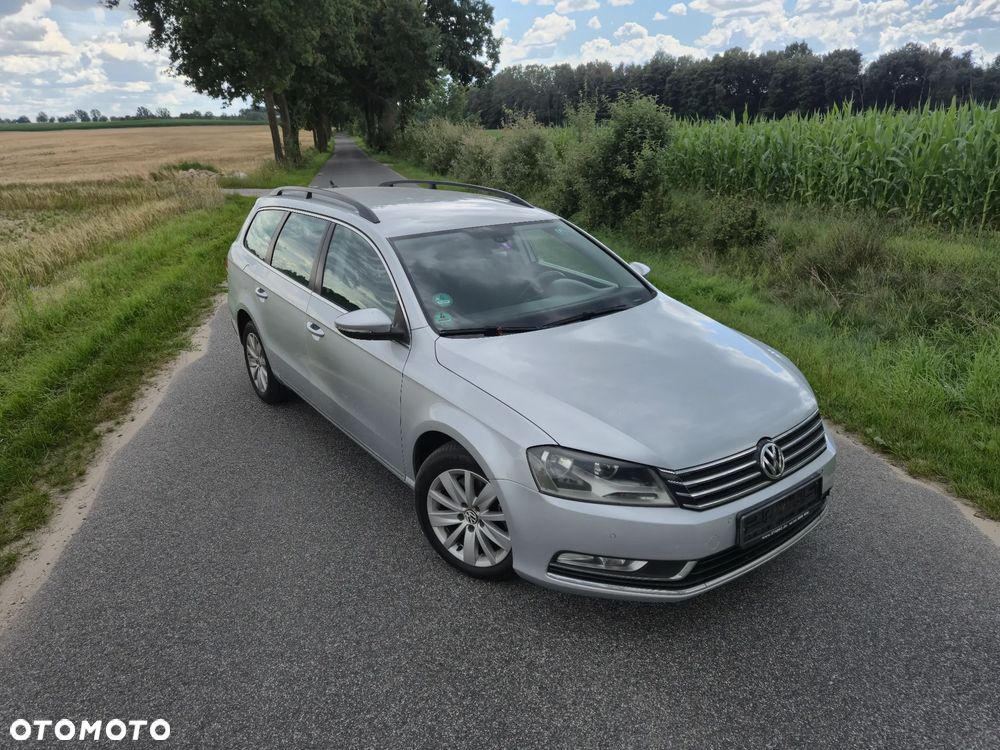 Volkswagen Passat 2.0 TDI DPF DSG Comfortline - 27