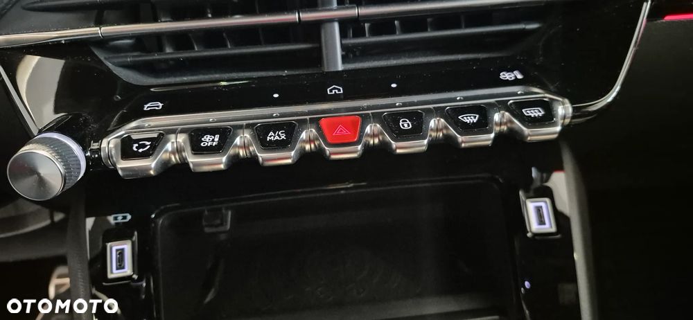 Peugeot 2008 PureTech 130 GT S&S EAT8 - 19