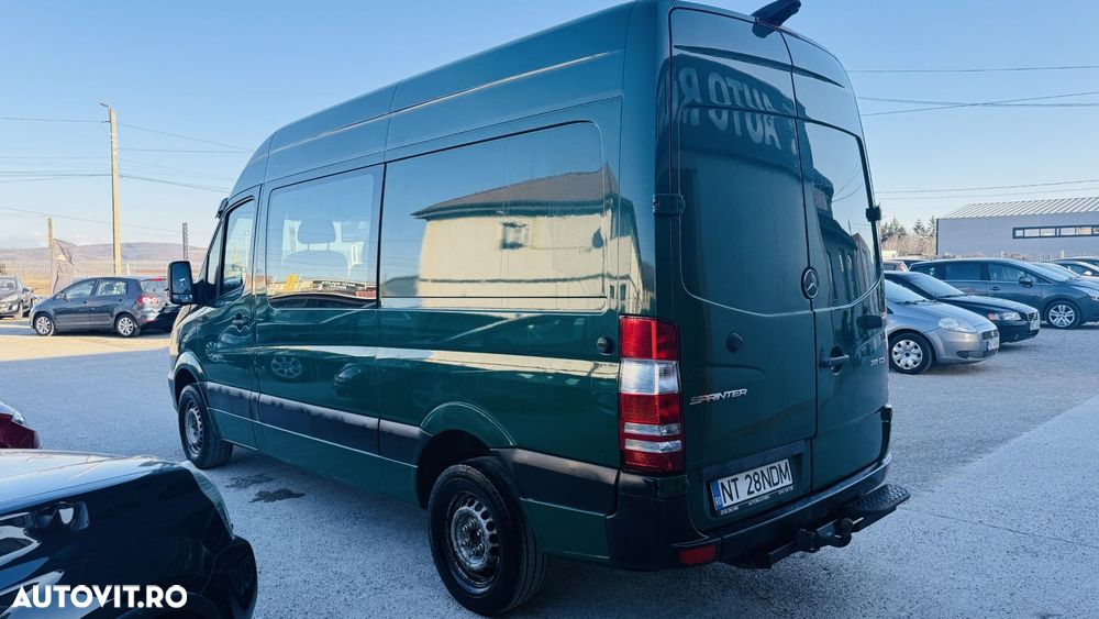 Mercedes-Benz Sprinter - 5