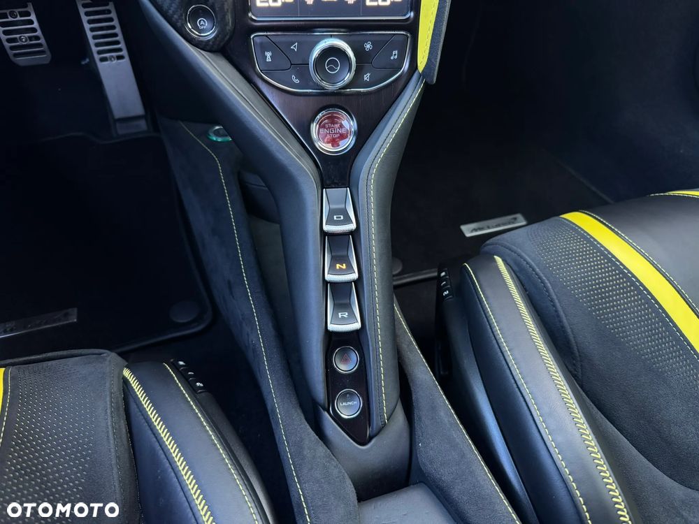 McLaren 720S Coupe - 14
