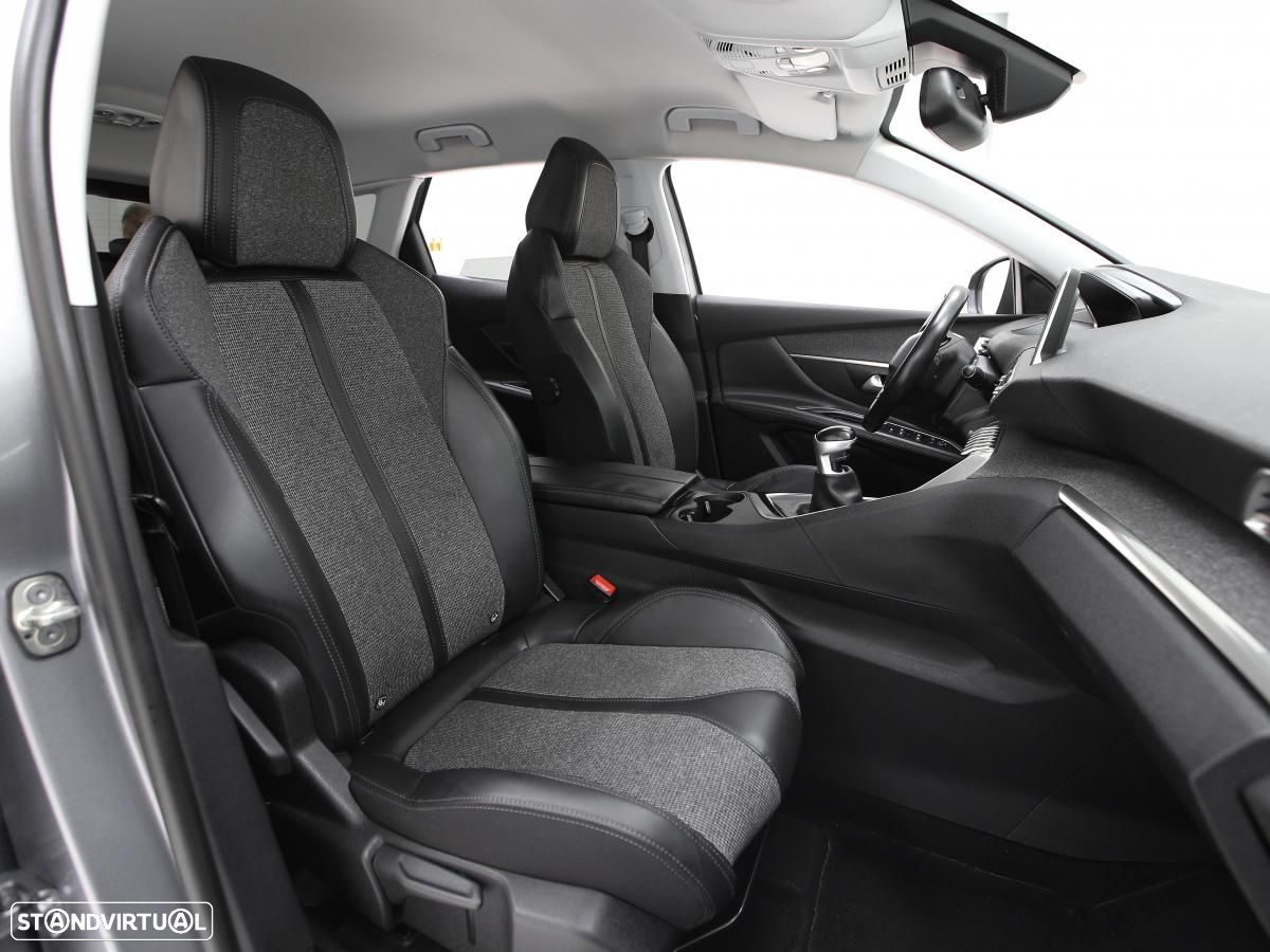 Peugeot 3008 1.2 PureTech Allure - 10