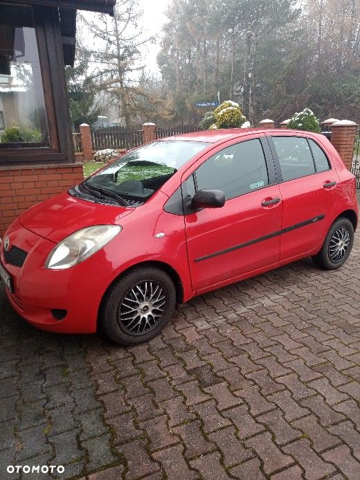 Toyota Yaris 1.0 Luna A/C - 1