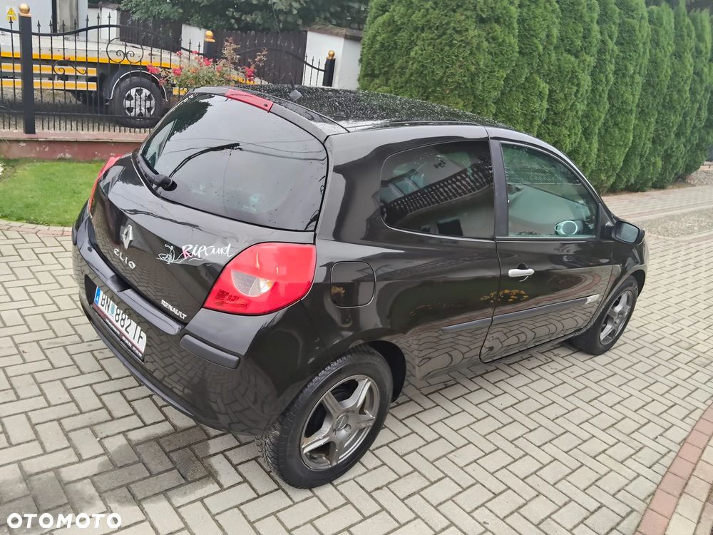 Renault Clio 1.2 16V 75 Experience - 8