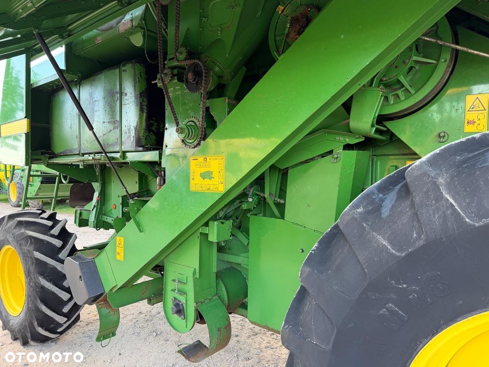 John Deere 2256 - 12