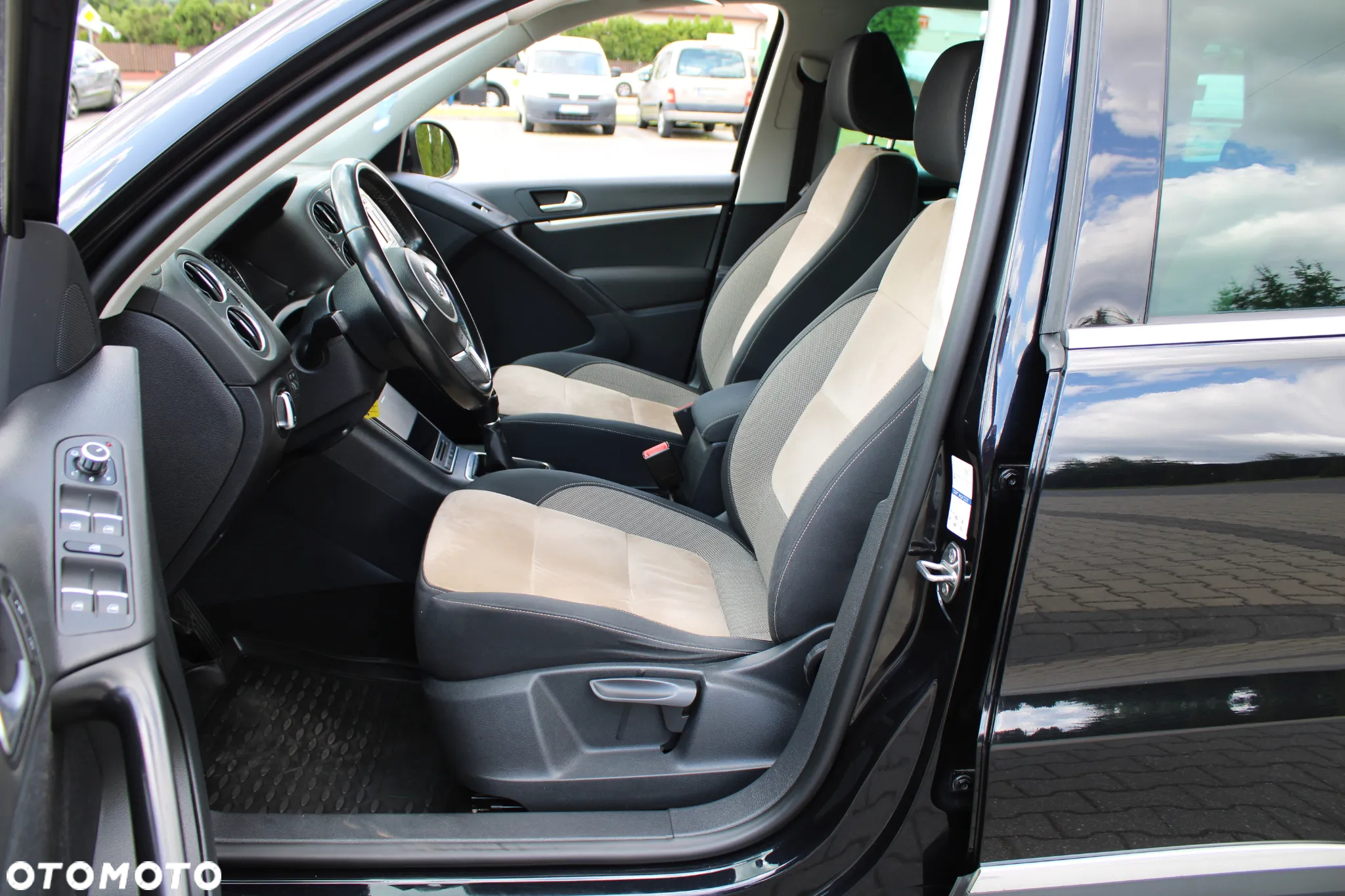 Volkswagen Tiguan - 26