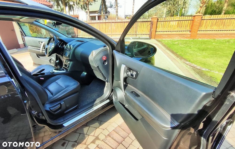 Nissan Qashqai 2.0 4 x 4 tekna - 11