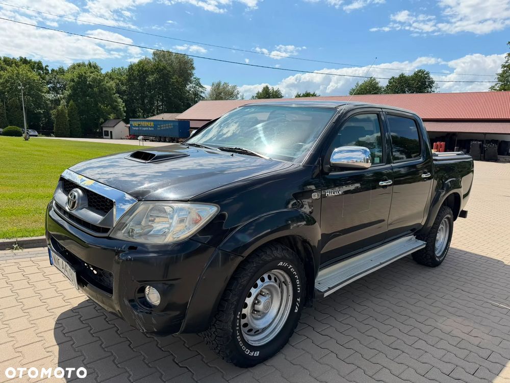 Toyota Hilux - 3