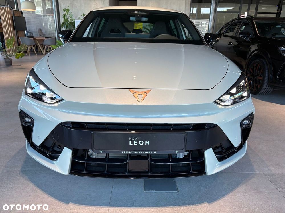 Cupra Leon 1.5 eTSI DSG - 4