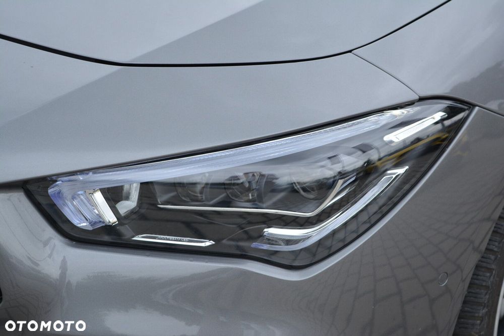 Mercedes-Benz CLA - 10