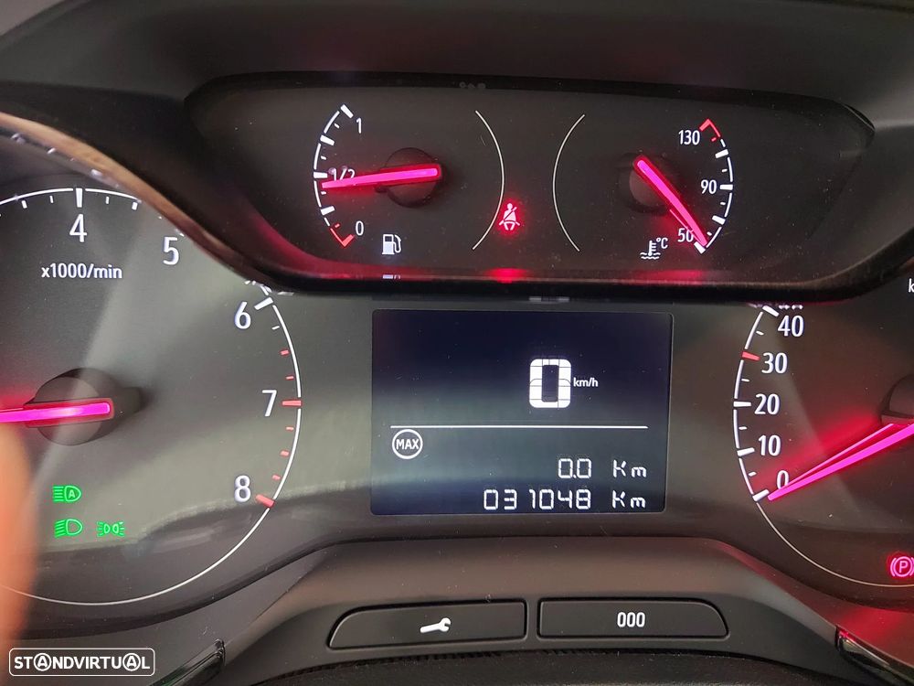 Opel Crossland X - 26