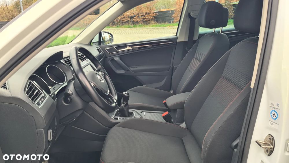 Volkswagen Tiguan 2.0 TSI 4Motion BlueMotion Technology Highline - 13