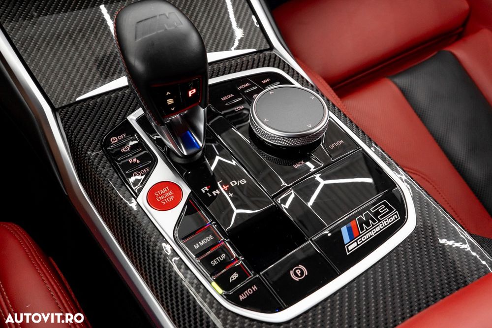 BMW M3 Competition M xDrive - 36