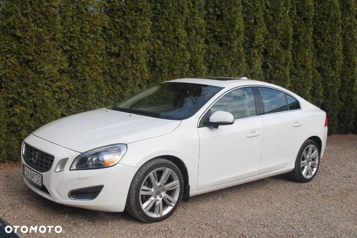 Volvo S60 T6 AWD Momentum - 1