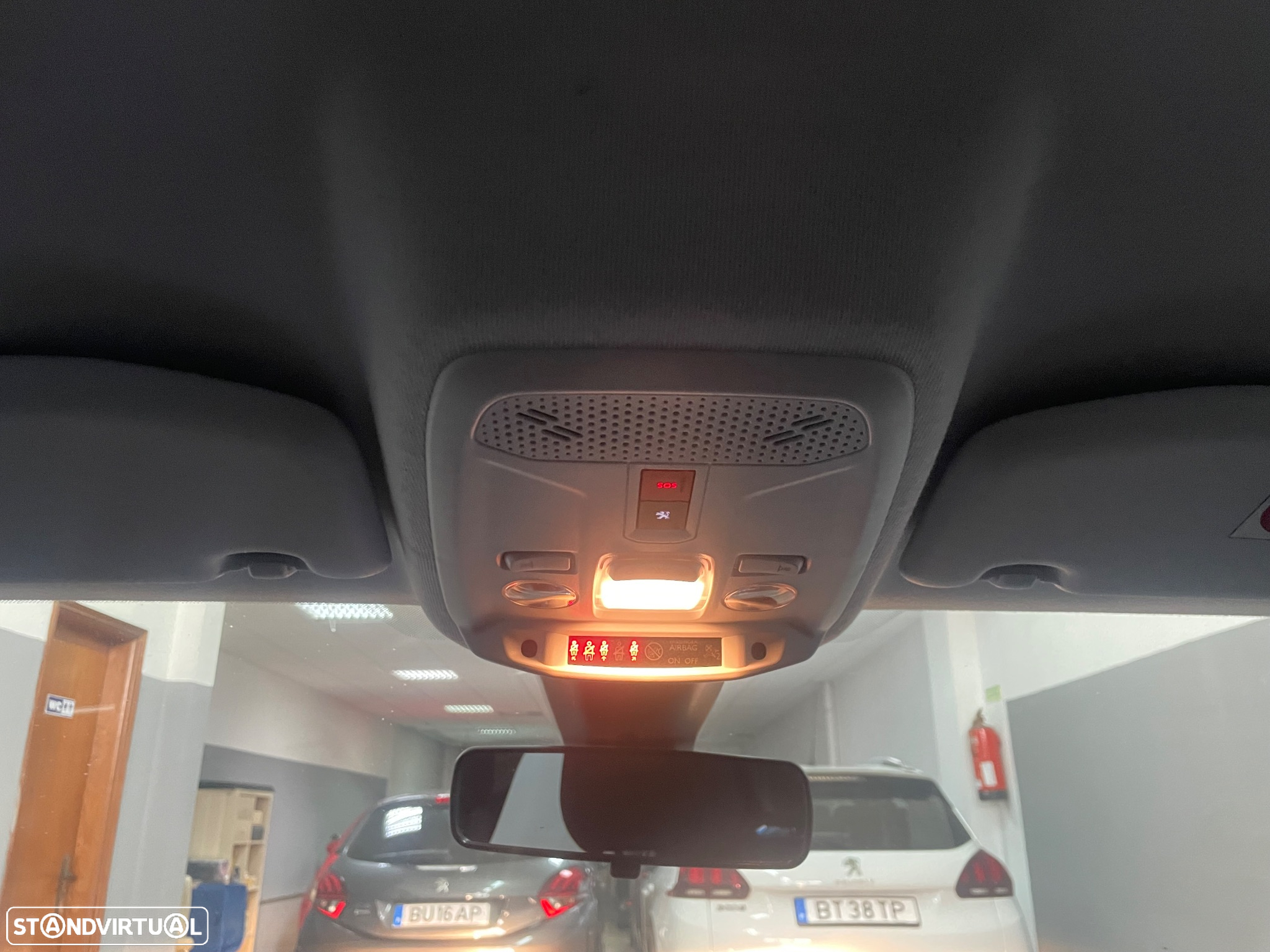 Peugeot 208 PureTech 100 Active - 19