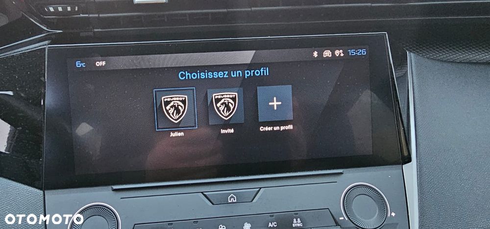 Peugeot 308 BlueHDi 130 EAT8 Allure - 11