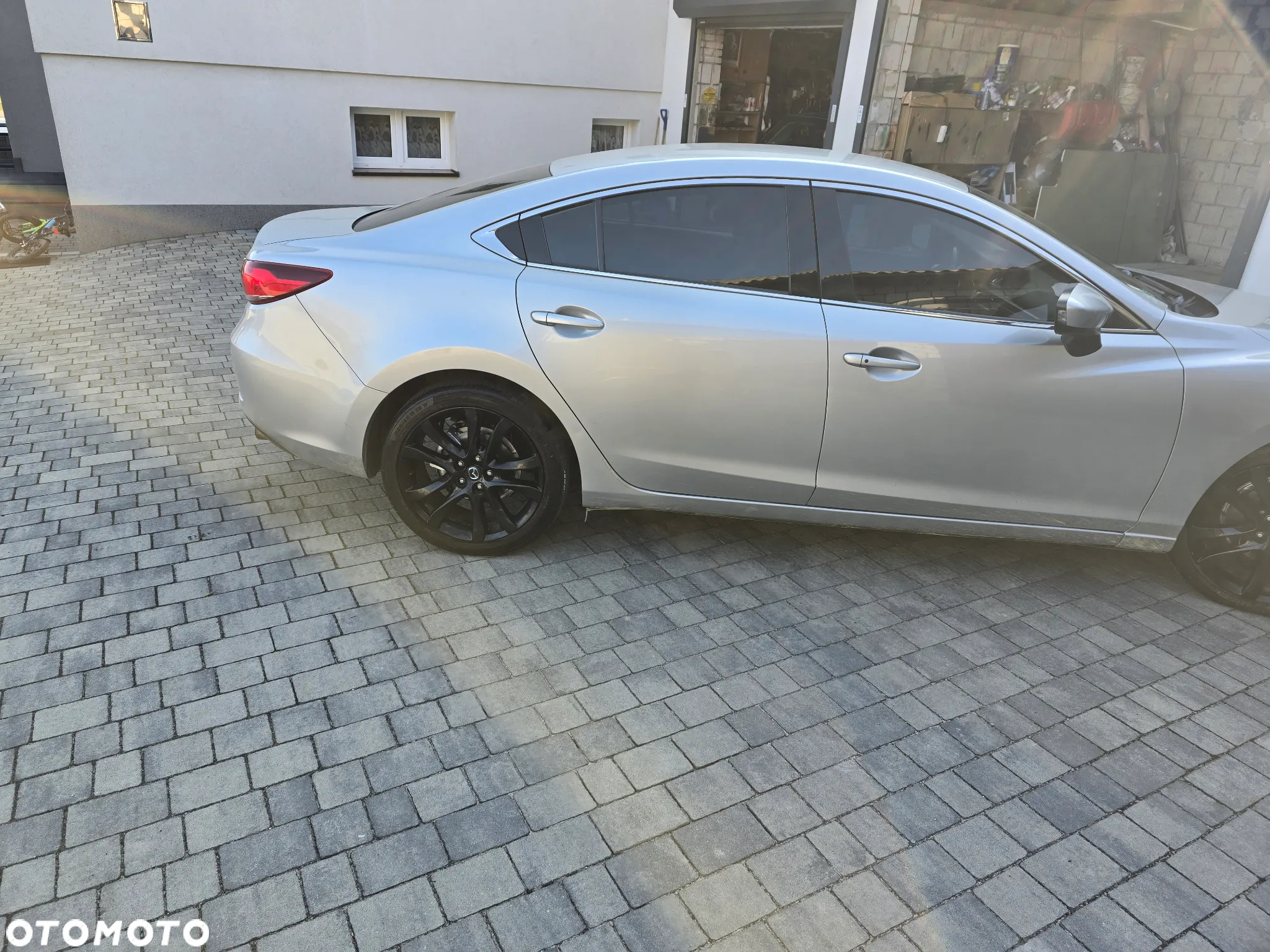 Mazda 6 - 8