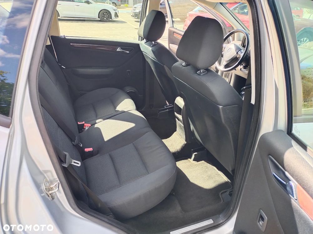 Mercedes-Benz Klasa A 180 CDI Elegance Edition 10 - 9