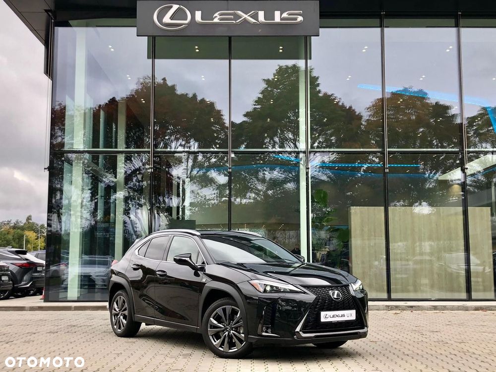 Lexus UX 300h F Sport Design
