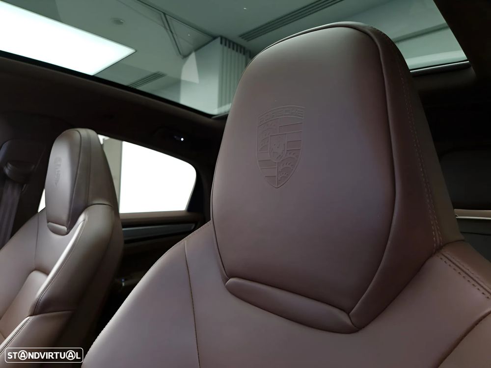 Porsche Cayenne Coupé E-Hybrid Platinum Edition - 20