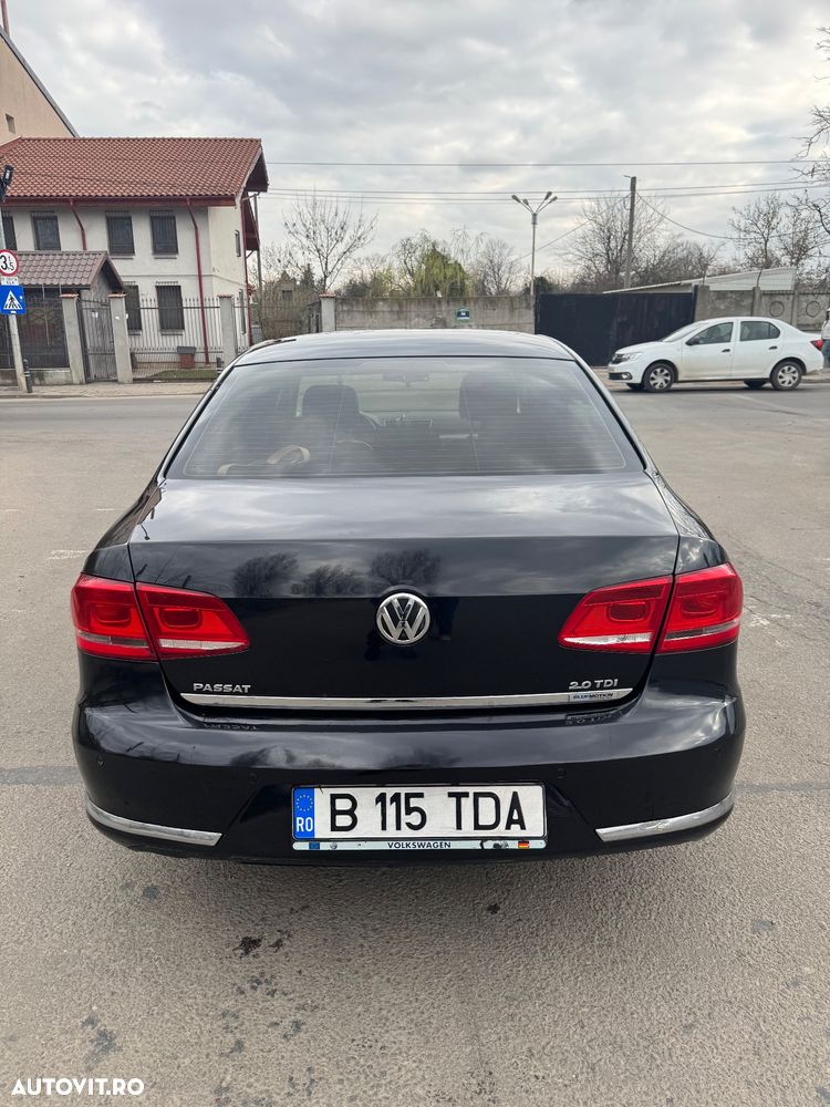 Volkswagen Passat 2.0 TDI DPF Blue TDI DSG Highline - 3