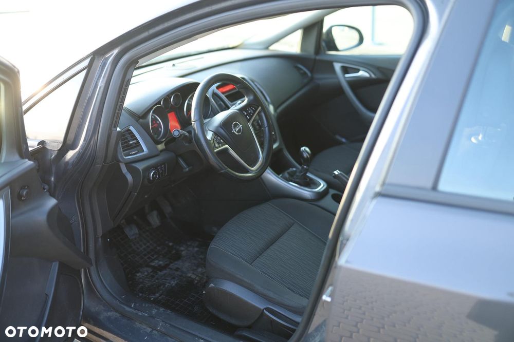 Opel Astra 1.7 CDTI DPF Cosmo - 11