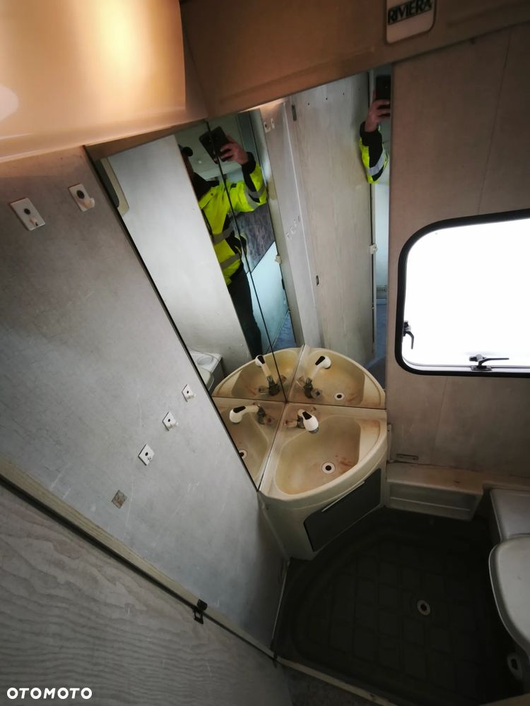 Ford Transit - 10