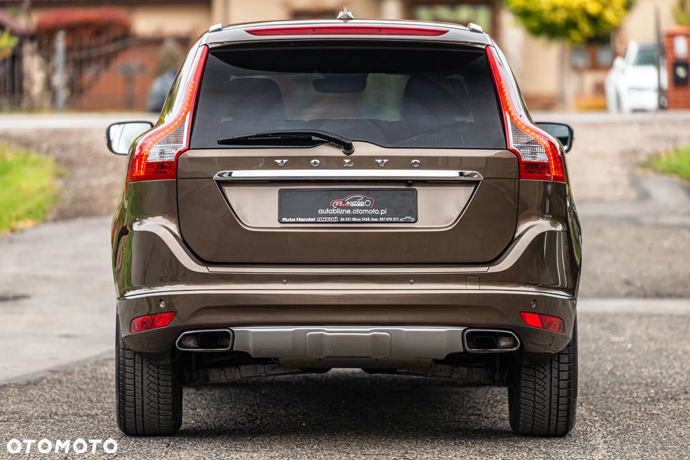 Volvo XC 60 D4 Geartronic Momentum - 17