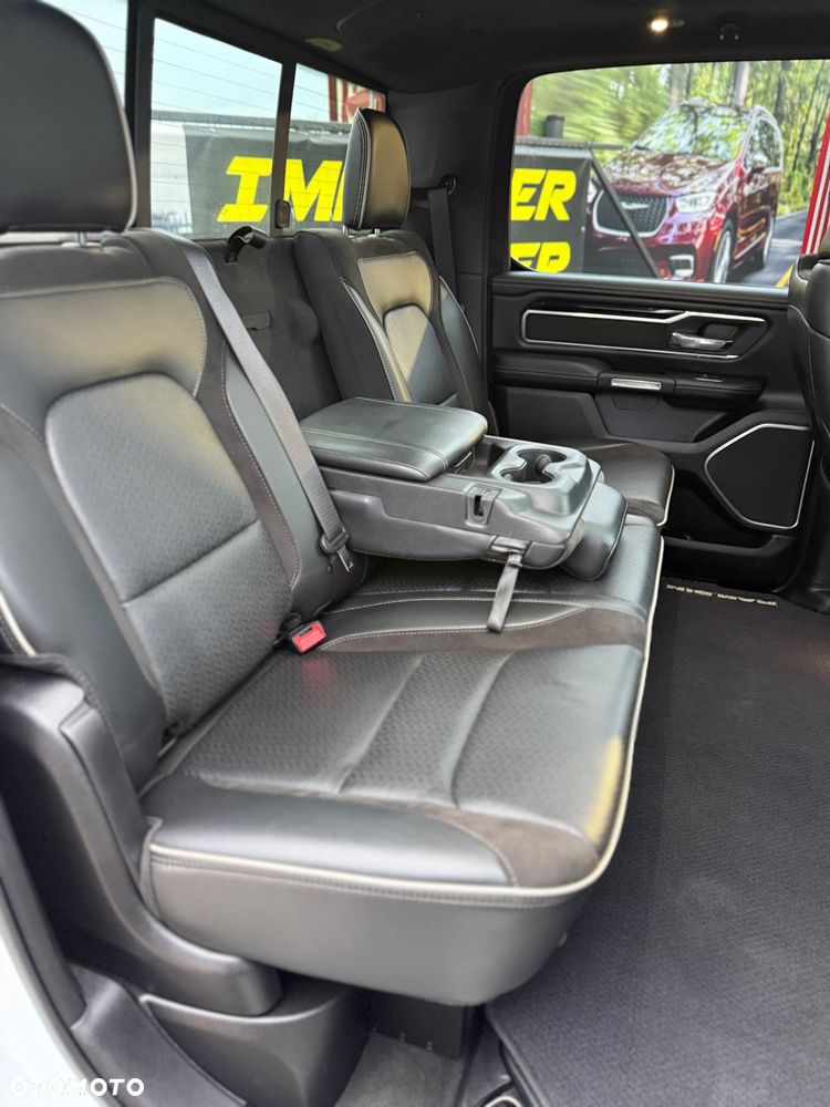 RAM 1500 Crew Cab Laramie - 35