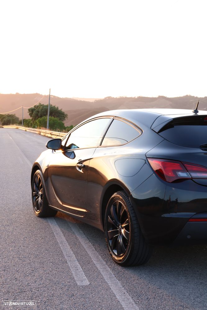 Opel Astra GTC 1.7 CDTI DPF Sport - 5