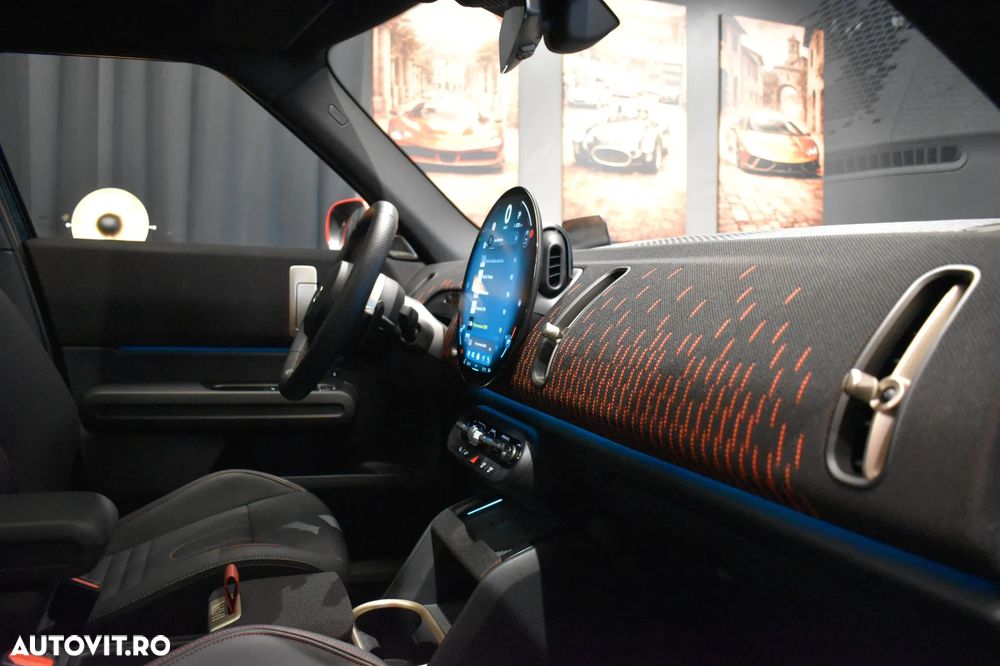 Mini Countryman JCW ALL4 MHEV - 11