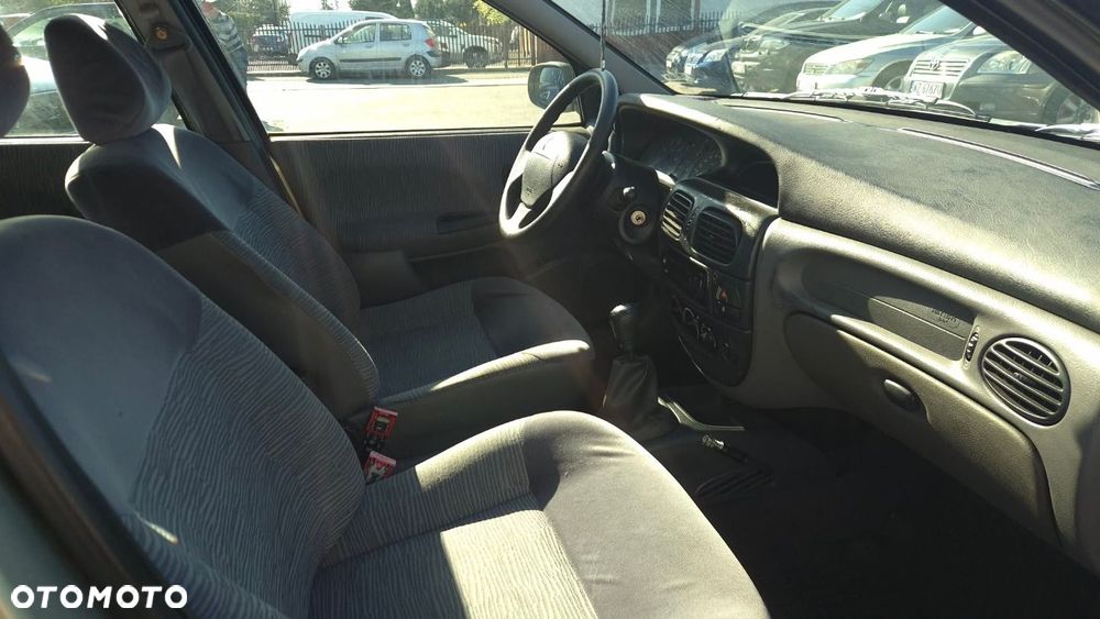 Renault Megane - 8