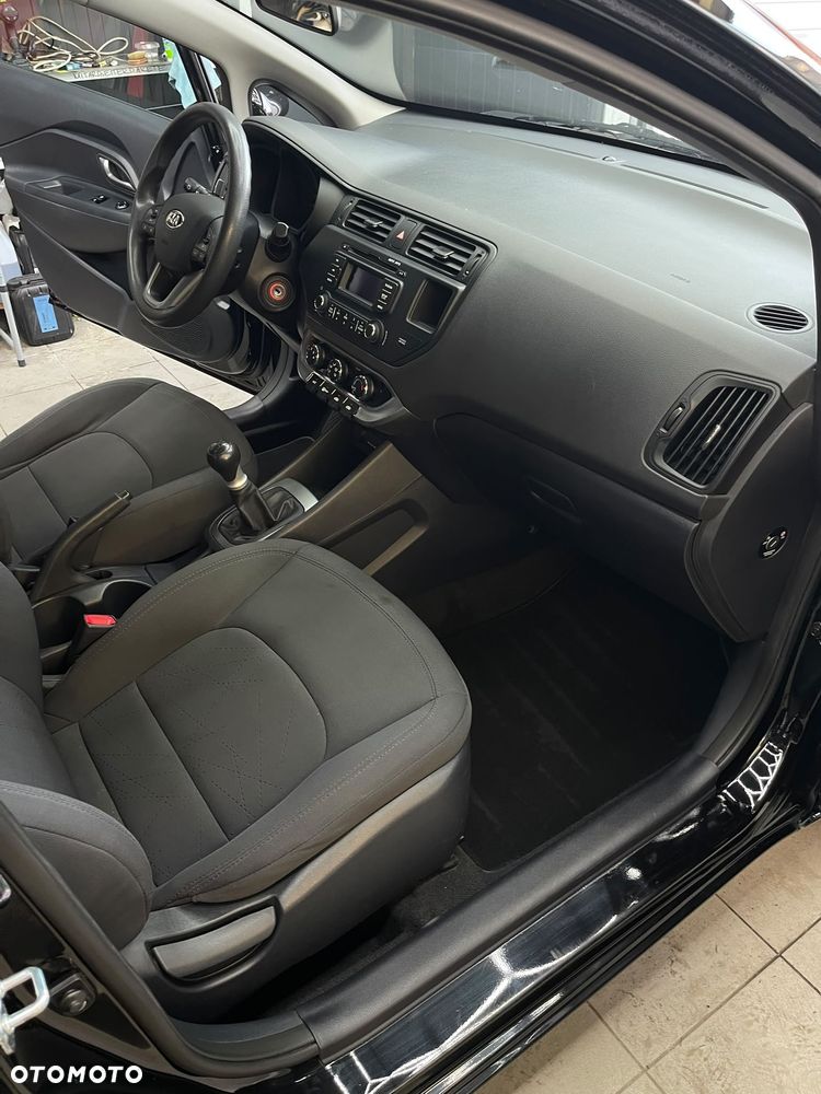 Kia Rio 1.2 Edition 7 - 25