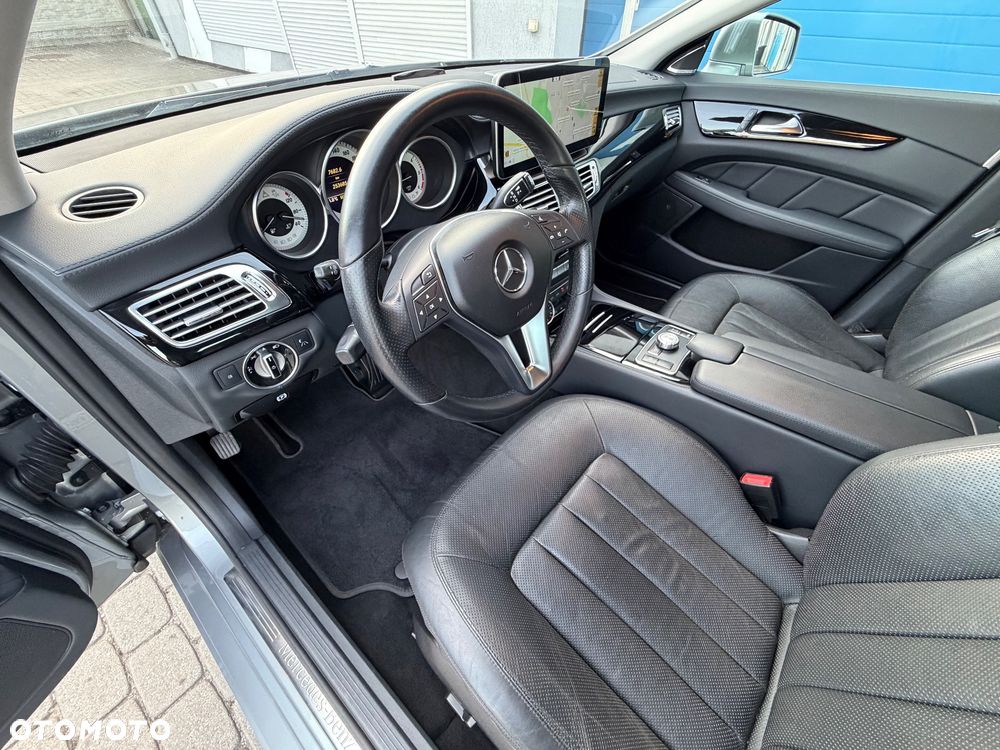 Mercedes-Benz CLS 250 CDI DPF BlueEFFICIENCY 7G-TRONIC - 30