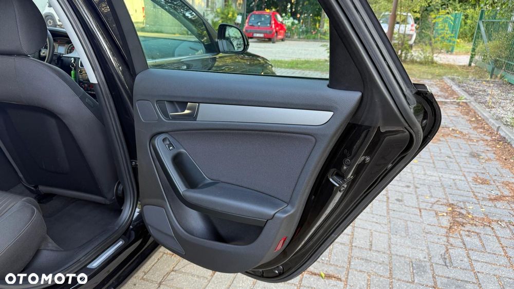 Audi A4 Avant 2.0 TDI - 21