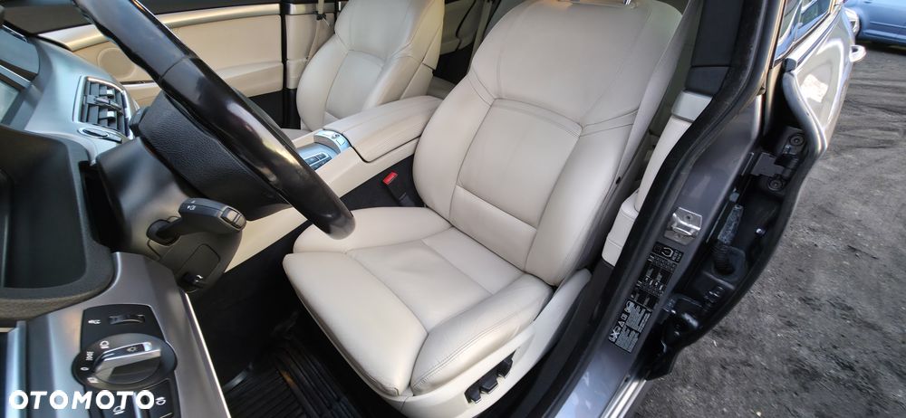 BMW 5GT 535d xDrive - 8