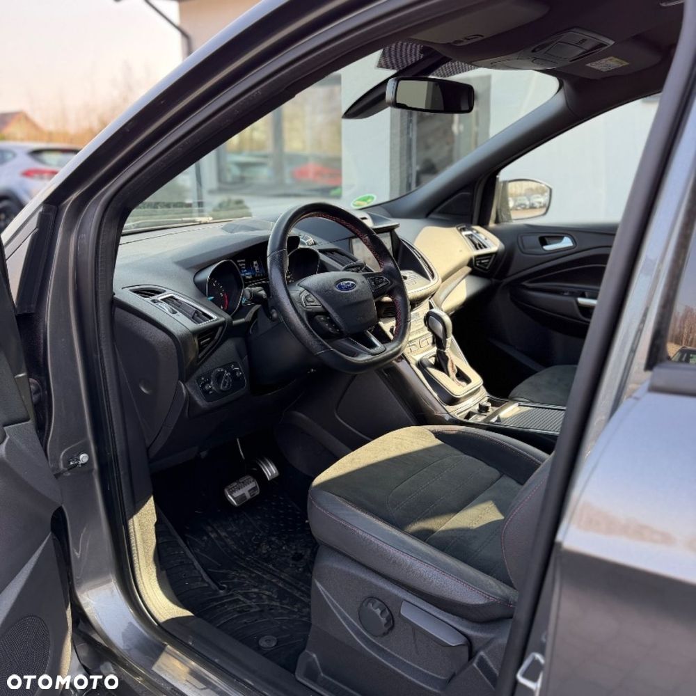 Ford Kuga - 22