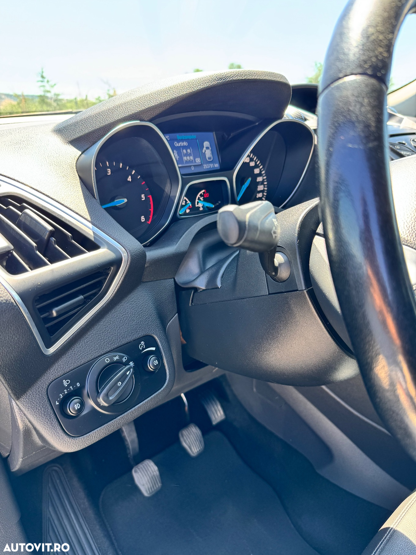 Ford Kuga 2.0 TDCi 4WD Titanium - 7