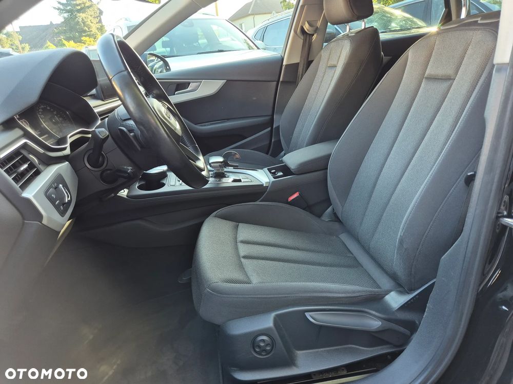 Audi A4 Avant 2.0 TDI Design S tronic - 18