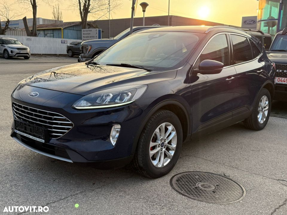 Ford Kuga 1.5 EcoBoost FWD Titanium - 3